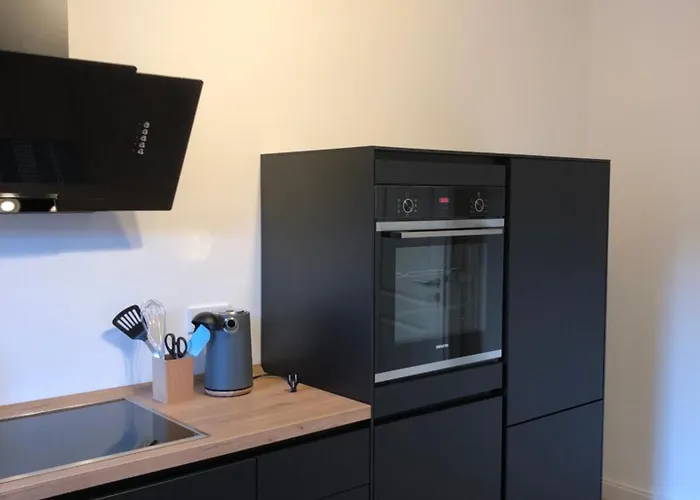 Modernes Mit Balkon In Toplage! 特拉本特拉巴赫